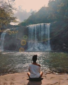 round-tour-family-tour-nuwara-eliya-sri lanka