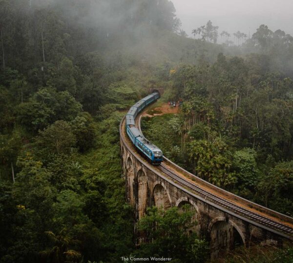 visit-ellla-taxisceylon